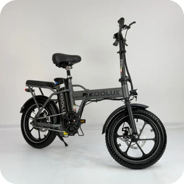 Takajarru levyllä ja roiskeensuoja