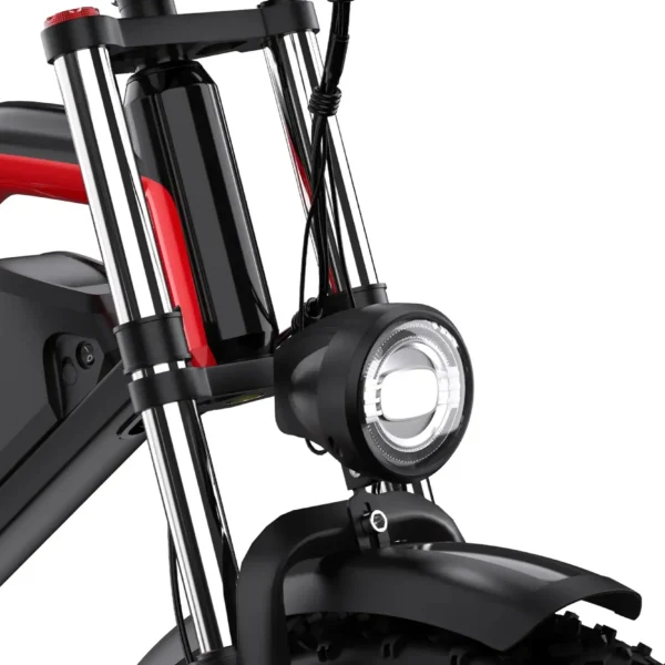 Kaksoismoottorinen N26 kiipeämässä jyrkkää mäkeä.