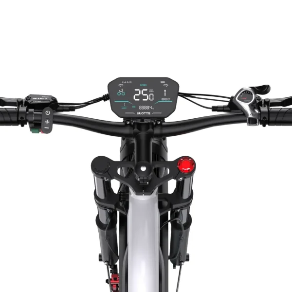 Duotts N26 merimaisemassa.